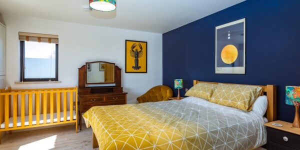 self catering barn conversion bedroom -Mill Farm Eco Barn