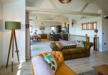 Combined drawing room and kitchen Combined drawing room and kitchen