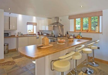 Open plan barn conversion kitchen